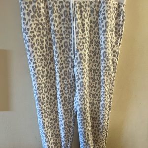 Victoria’s Secret pink women pants. Size Xl